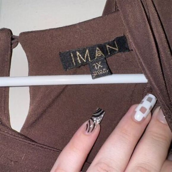 IMAN Women's 1X Brown Cape-like Sleeveless Tunic Top Solid Casual - Picture 3 of 6